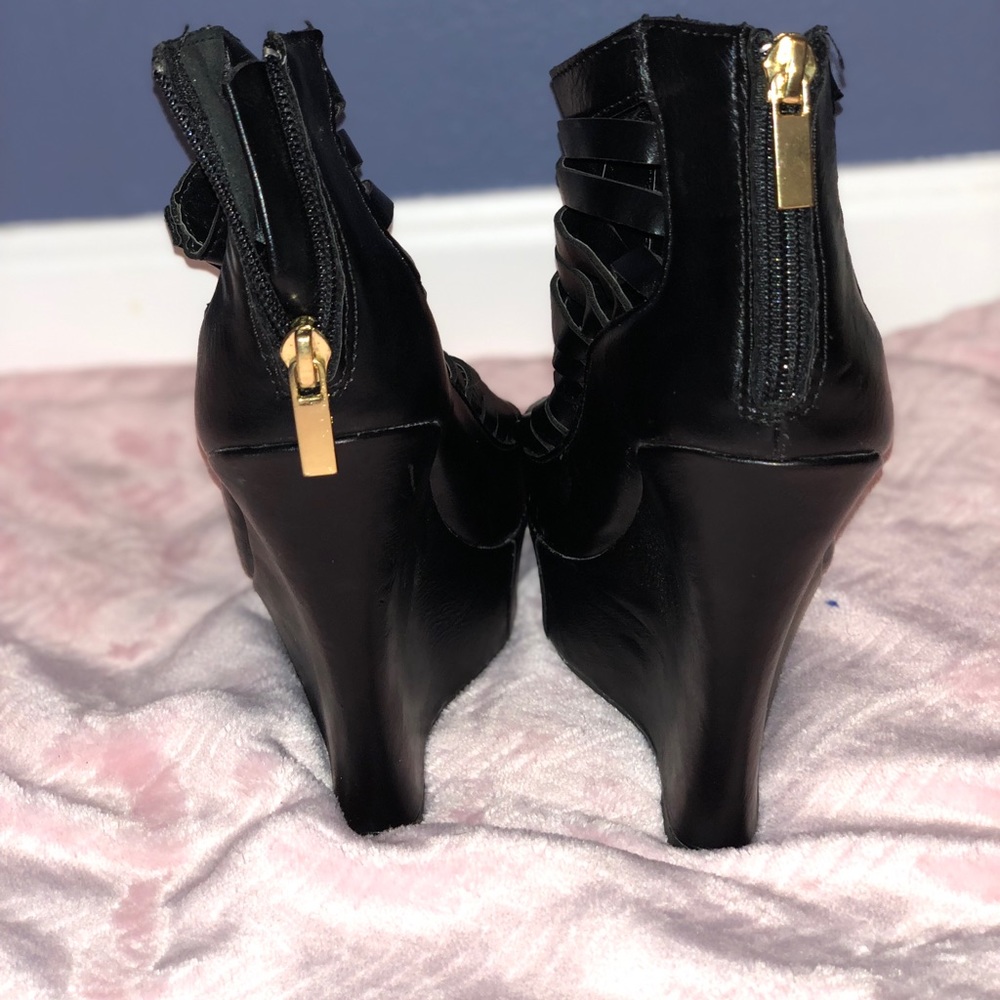 Wedges - Picture 3 of 4